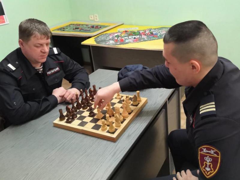 В Белоярском среди сотрудников вневедомственной охраны состоялся товарищеский турнир по шахматам