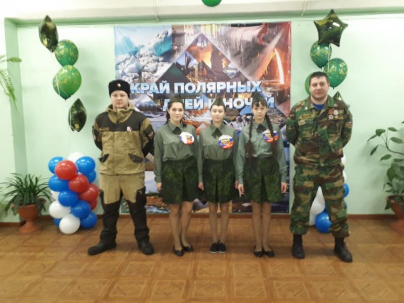 Молодежный военно-патриотический клуб “Полярный лис” получил поддержку сибирских бизнесменов