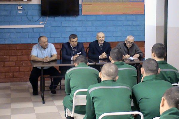 Воины-интернационалисты встретились с воспитанниками Кизилюртовской ВК