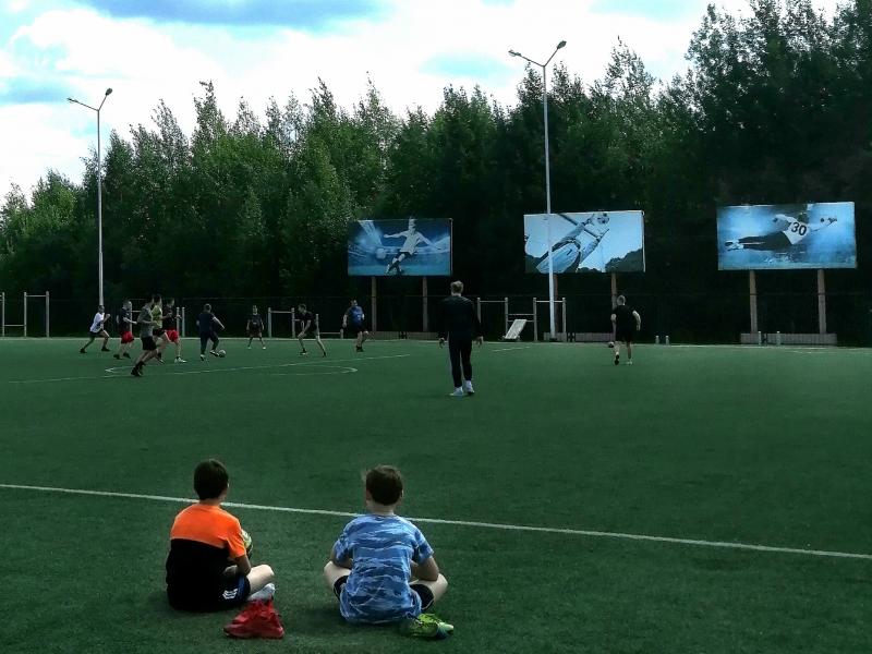 В Лангепасе сотрудники Росгвардии провели матч по мини-футболу