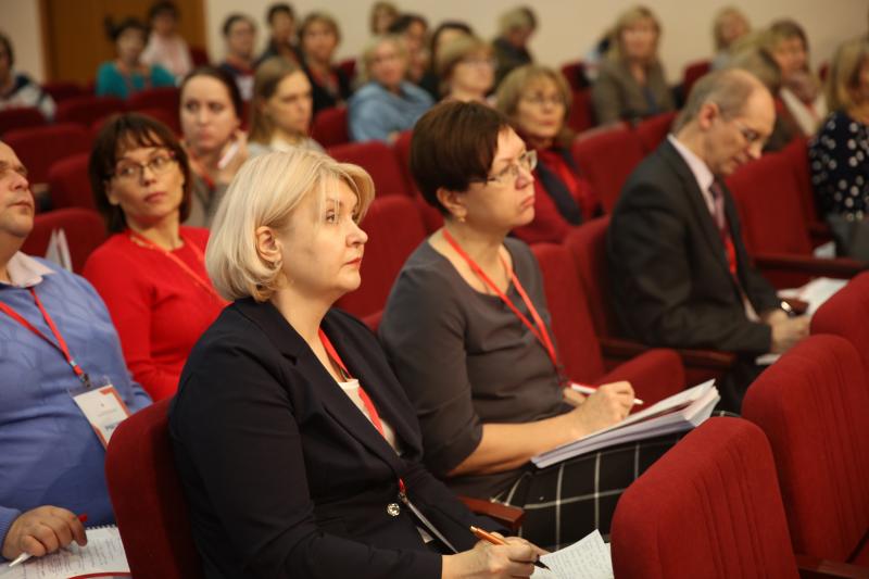 Всероссийская конференция по вопросам совершенствования управления региональными системами образования открылась в Москве