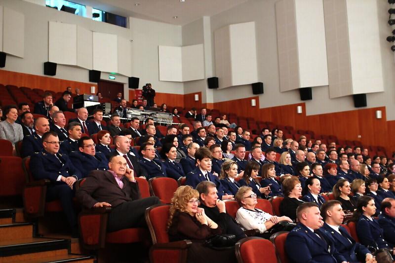 Владимир Семенов принял участие в праздновании Дня работников прокуратуры