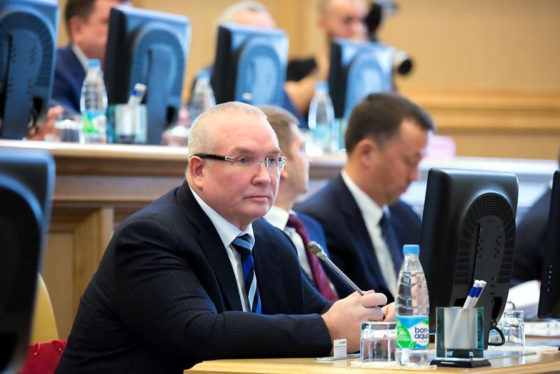 Владимир Семенов подвёл итоги депутатской деятельности за год