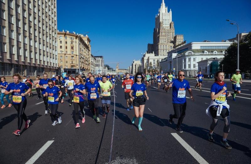 Тысячу марафонцев оставила позади 76-летняя бегунья из Реутова