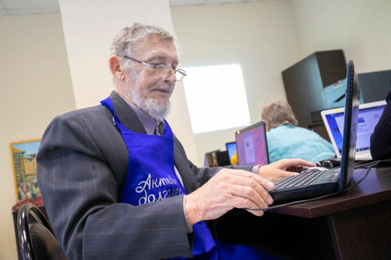 Проект «Активное долголетие» в Реутове работает в режиме онлайн