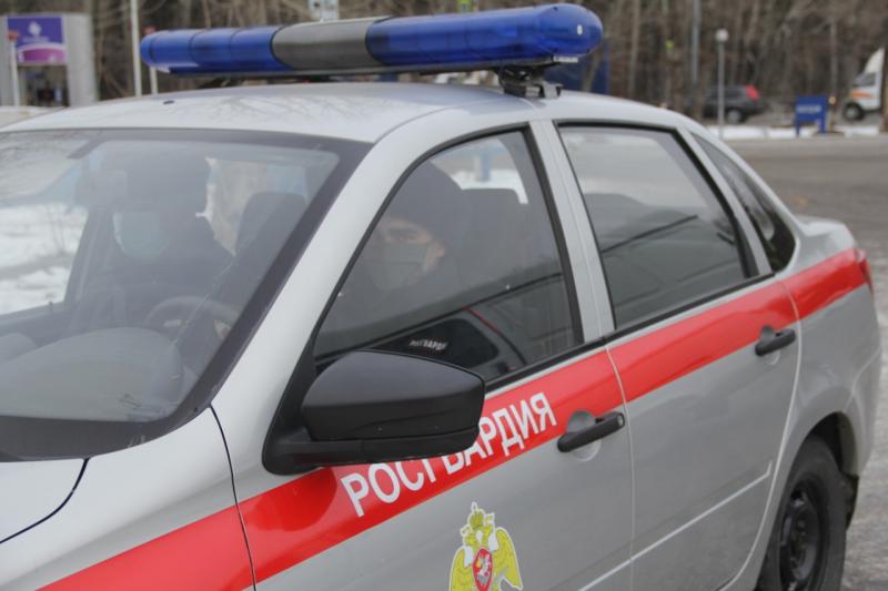 В Тюменской области сотрудники Росгвардии пресекли несколько краж из охраняемых крупных торговых объектов