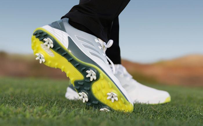 Adidas заполняет нишу на рынке новыми легкими кроссовками для гольфа ZG21