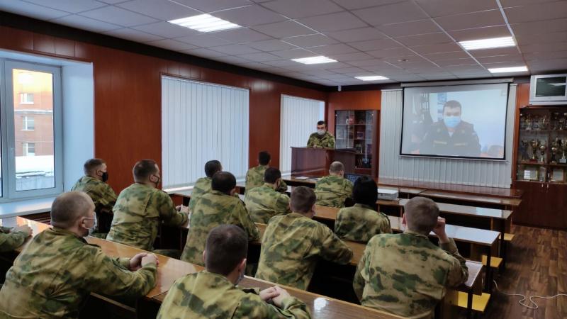 Помощник военного прокуратура провёл занятие для военнослужащих Управления Росгвардии по Архангельской области