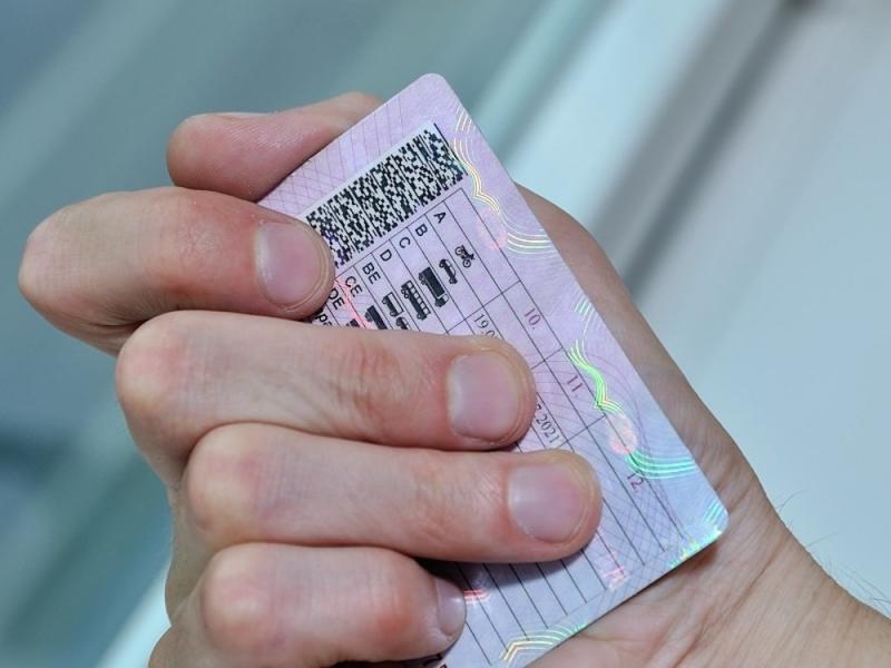 В Зеленограде сотрудники полиции задержали подозреваемого в использовании поддельного водительского удостоверения