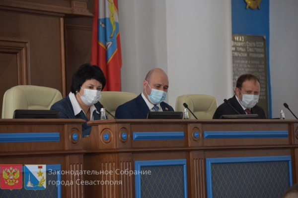 Депутаты Заксобрания Севастополя отчитались о своей работе за 2020 год. Но не все