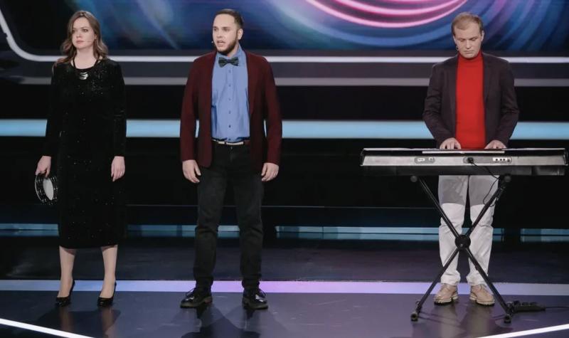 Петербургская группа «Электрослабость» выступит с новым хитом в «Comedy Баттл»