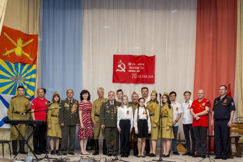 Сотрудники Росгвардии, обеспечивающие безопасность на космодроме Байконур, приняли участие в мероприятии в честь Дня Победы