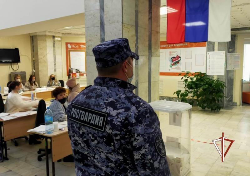 Росгвардия обеспечила правопорядок и безопасность на выборах в Тюменской области