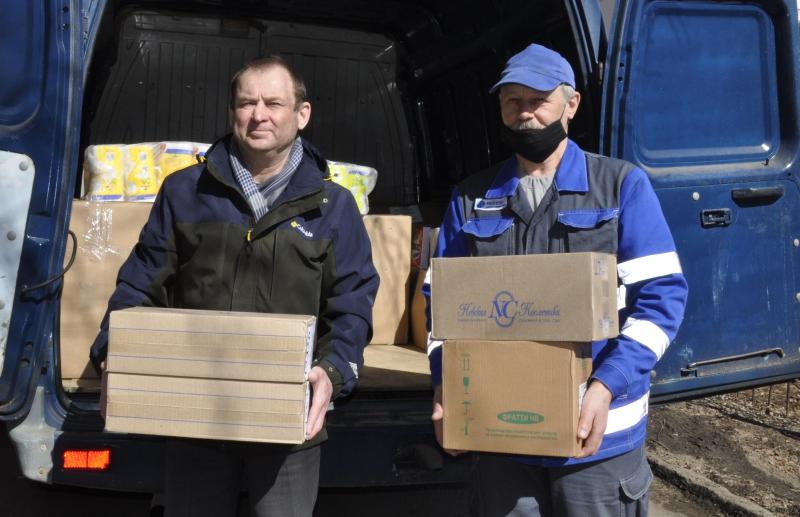 Сотрудники «Кировэнерго» передали гуманитарную помощь для беженцев из ДНР и ЛНР