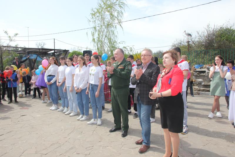 В Ростовской области военные следователи навестили детей из ЛНР в праздник Светлой Пасхи