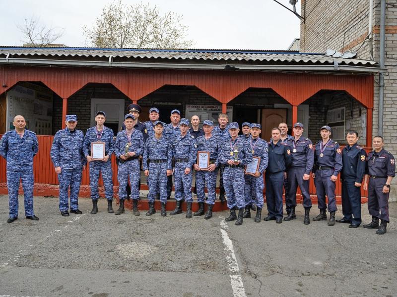 Сильнейшую группу задержания вневедомственной охраны Росгвардии выбрали на республиканском конкурсе в Хакасии