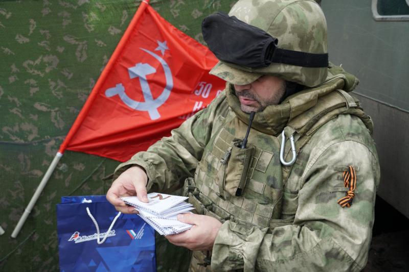 Росгвардейцы – участники специальной военной операции получили письмо от участника Курской битвы