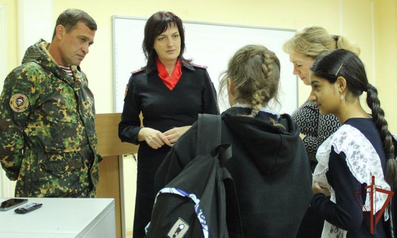 Мероприятия всероссийской акции «Вместе против террора» проводит Росгвардия в Тюменской области