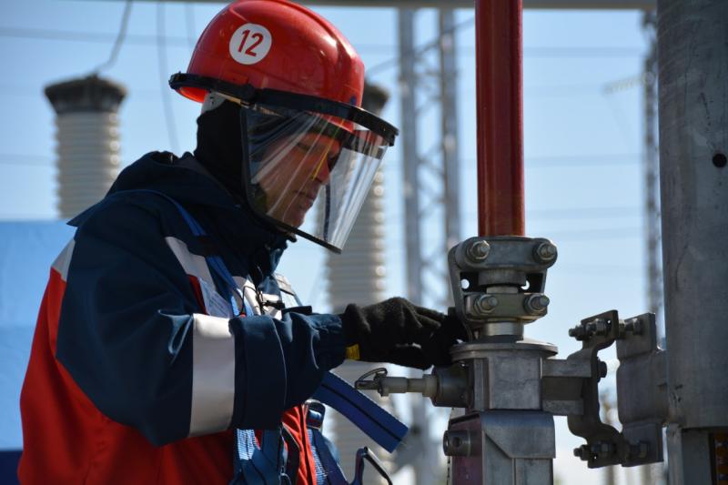 На Ямале энергетики выполнили ремонт подстанции для повышения надежности транспортировки газа