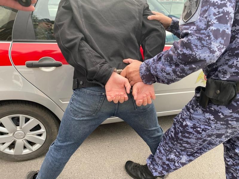 В Башкирии росгвардейцы задержали по горячим следам покушавшегося на убийство своей жены салаватца
