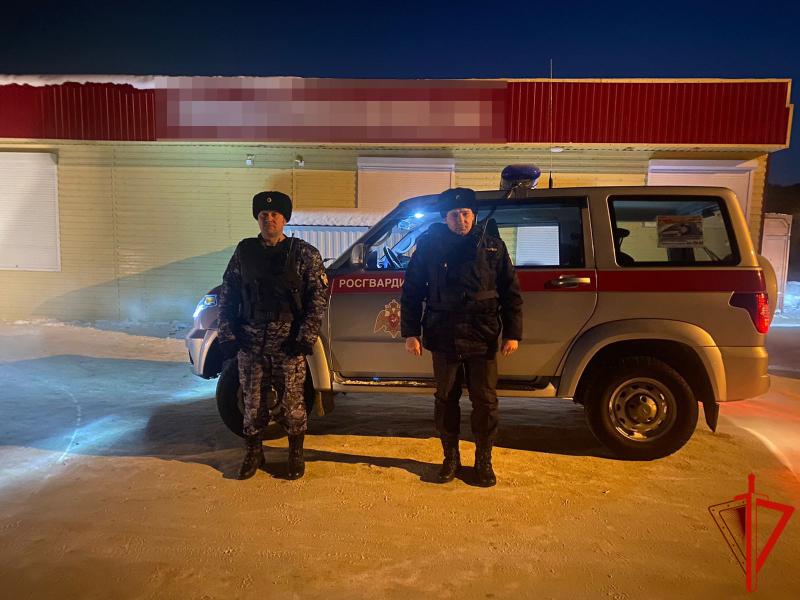Росгвардейцы предотвратили кражу со взломом на охраняемом объекте в Томске