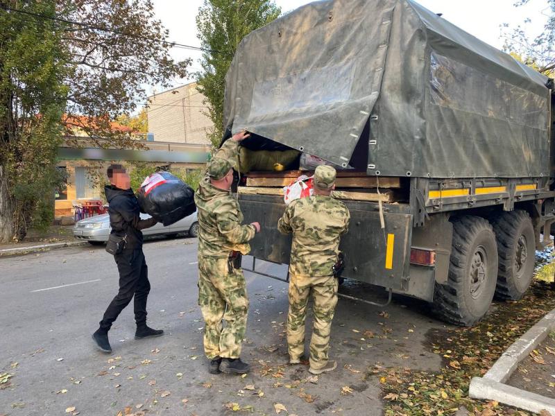 Росгвардейцы доставили гуманитарный груз в отдаленные районы Херсонской области