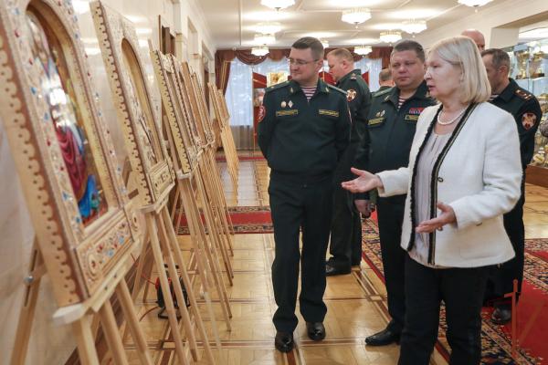 Выставка уникальных икон состоялась в московской воинской части Росгвардии