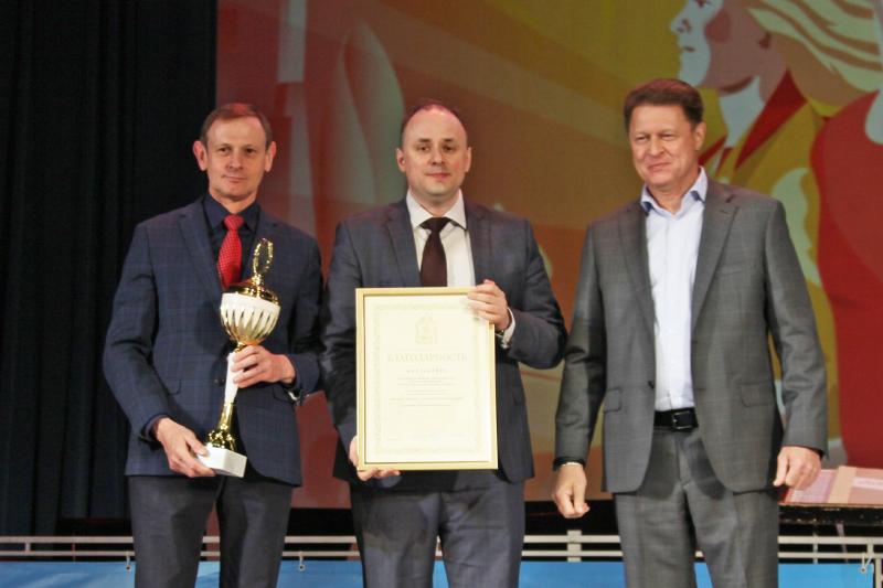 Труд и признание: сотрудникам красногорского предприятия «Швабе» вручили заслуженные награды