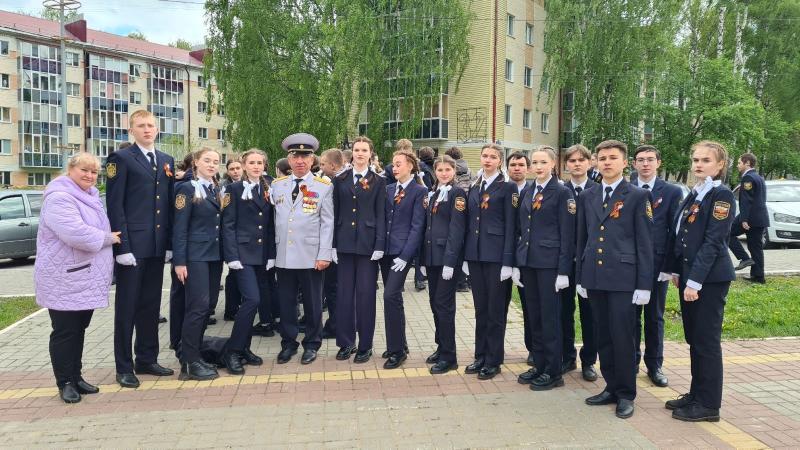 В Саранске ветеран Росгвардии оценил навыки в смотре-конкурсе военно-патриотической песни и строя